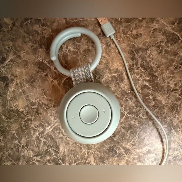 🌙 Hatch Portable Sound Machine - Picture 4 of 7